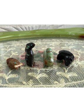 Vintage 60s Lot 4 Zuni Fetish Animals Duck,Beaver, Weasel, Bear/Jet Turquoise
